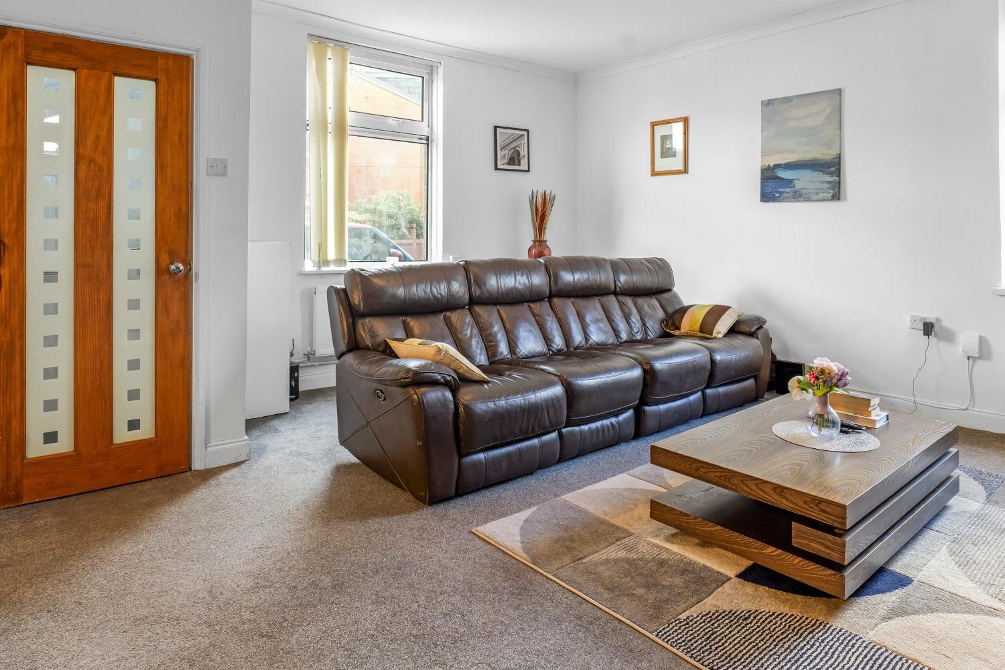 Rochdale 3 Bedroom House 2 Bath With Free Parking Sleeps 7 Εξωτερικό φωτογραφία